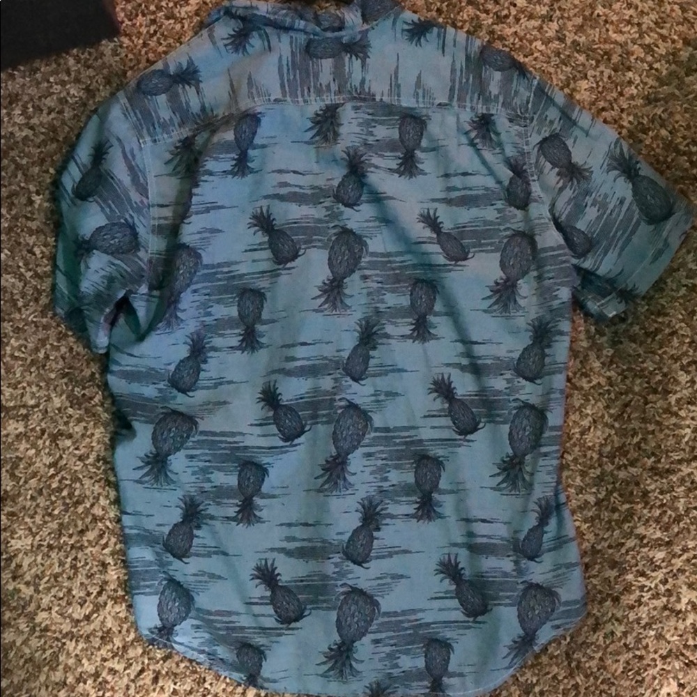 pineapple tee - Picture 2 of 2